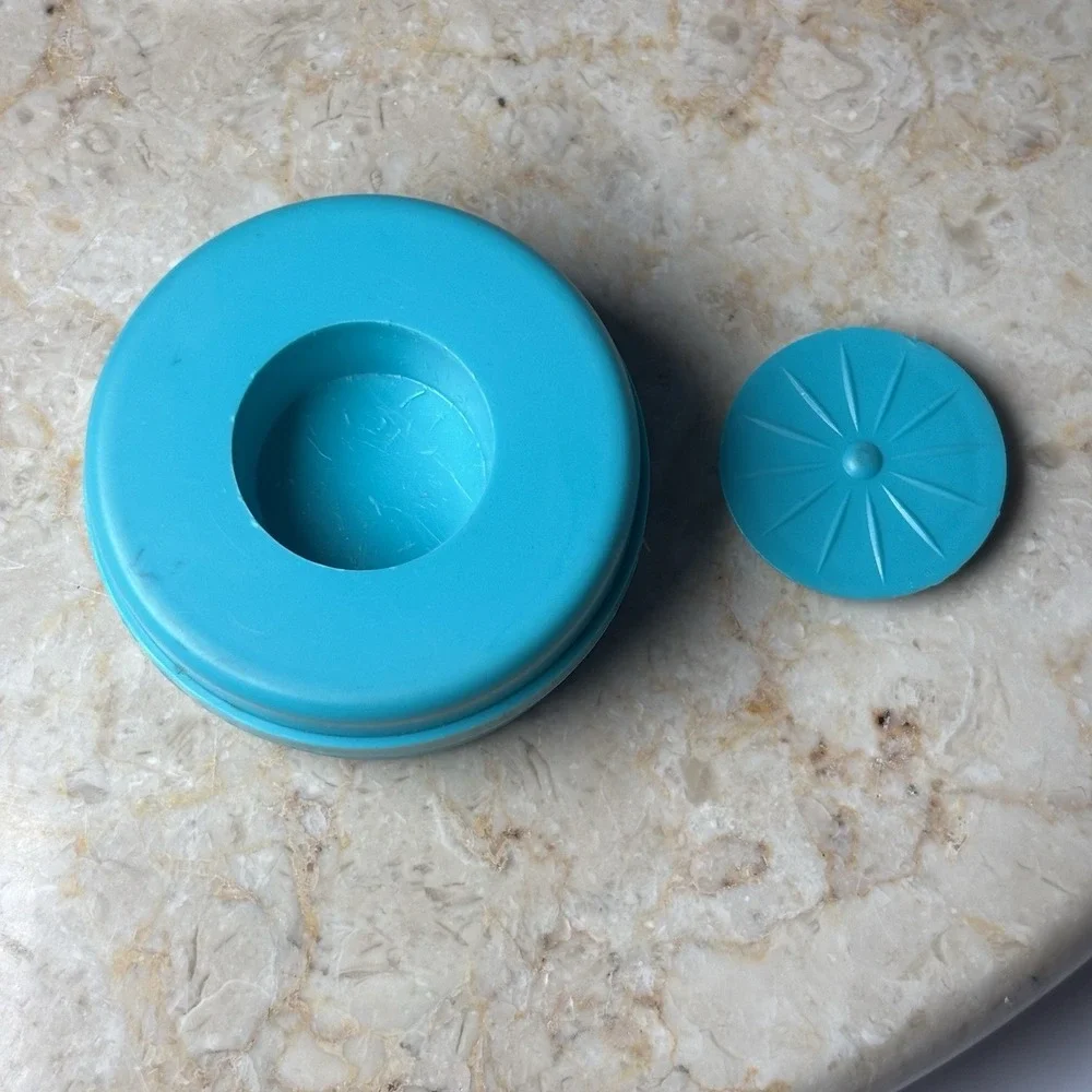 Vintage Blue Collapsible Cup Pop Up Pill Cup Apex Medical Supply USA Retro‎